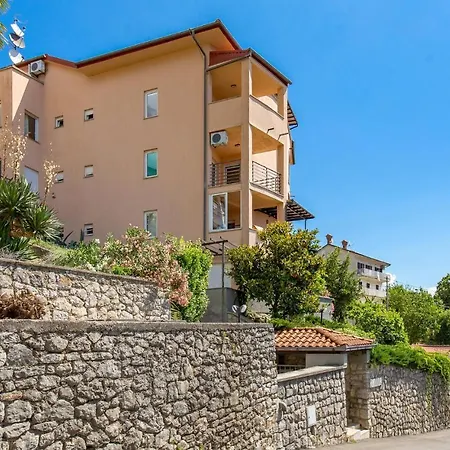 2 Bedroom Pet Friendly In * Opatija